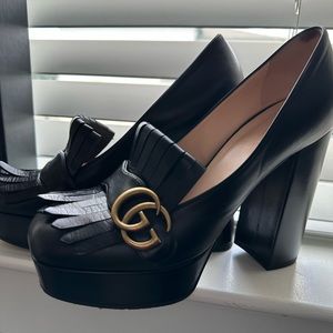 Gucci 55m Marmont Platform Pump: Size 38, original box & Silk Carry Bags